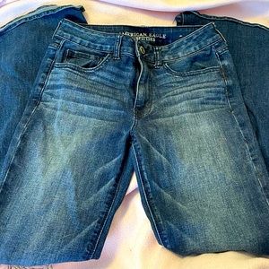 AMERICAN EAGLE 🦅 Ladies HI-RISE ARTIST Jeans Size 6
